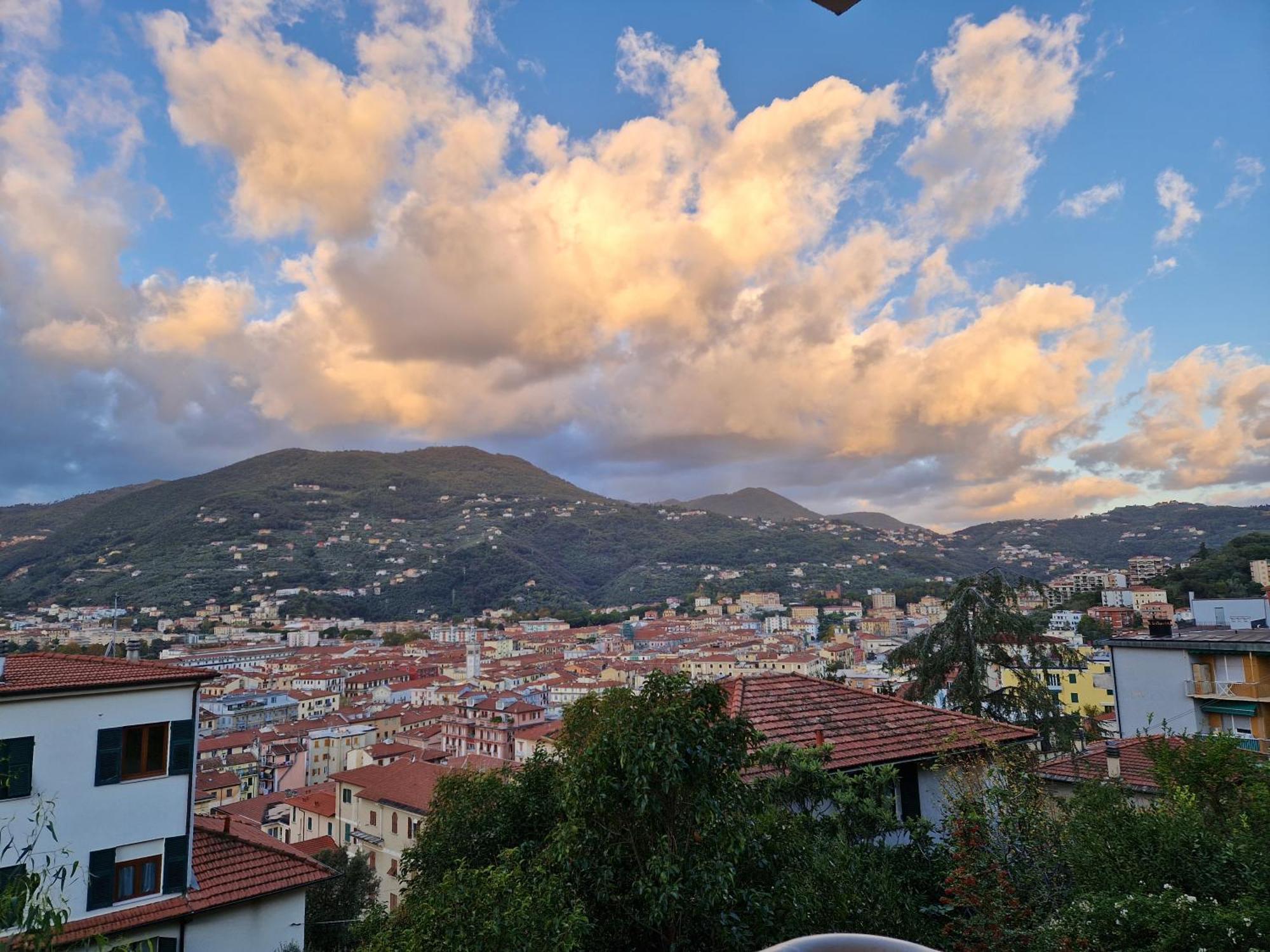 Garden & View Apartment La Spezia Exterior photo
